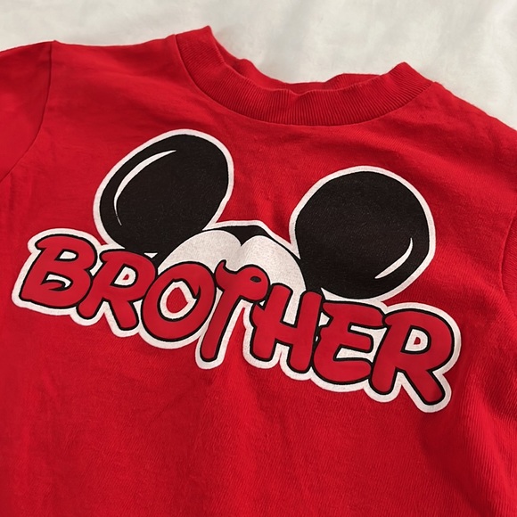 🐭 Disney Mickey Mouse Ears Brother Red T shirt 2T - Picture 5 of 5